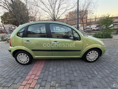 Usado Citroën C3 110 CV (80 kW) 2003 Verde Berlina