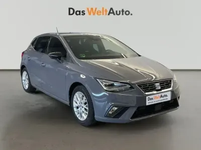Usado Seat Ibiza FR 116 CV (85 kW) 2024 Gris Utilitario