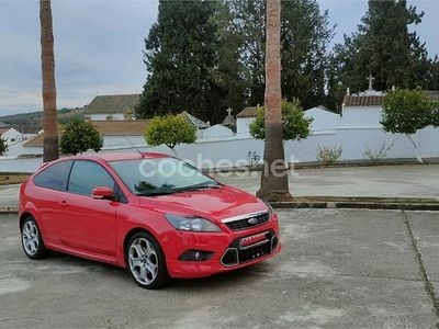 Usado Ford Focus Trend 115 CV (84 kW) 2008 Rojo Berlina