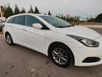 Usado Hyundai i40 115 CV (84 kW) 2016 Blanco Familiar