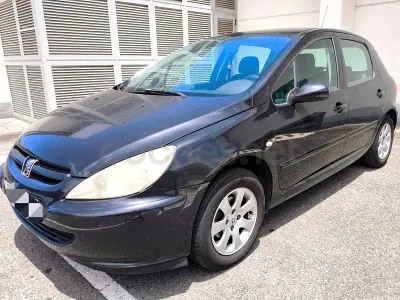 Usado Peugeot 307 90 CV (66 kW) 2005 Negro Berlina