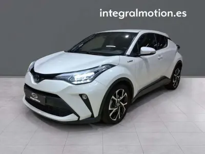 Usado Toyota C-HR Advance 122 CV (89 kW) 2021 Blanco SUV