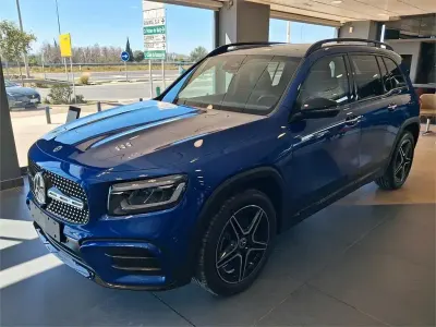 Uusi Mercedes GLB200 150 HP (110 kW) 2026 Sininen Katumaasturi