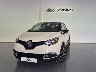 Usado Renault Captur Zen 90 CV (66 kW) 2016 Beige SUV