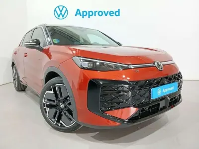 Nuevo VW T-Roc R-line 150 CV (110 kW) 2026 Rojo SUV