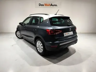 Usado Seat Arona Style 115 CV (84 kW) 2025 Gris SUV