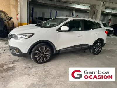 Usado Renault Kadjar Zen 132 CV (97 kW) 2018 Blanco SUV