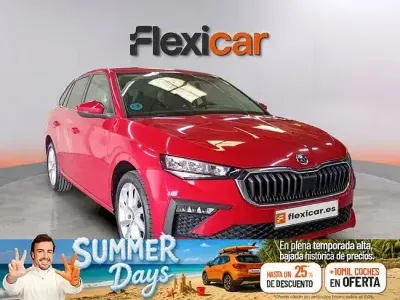 Usado Skoda Scala Selection 115 CV (84 kW) 2024 Rojo Utilitario