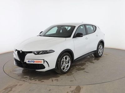 Blanco Usado 2022 Alfa Romeo Tonale Sprint SUV | 25.499 € (Precio justo)