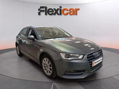 Usado Audi A3 Premium 110 CV (80 kW) 2016 Gris Berlina
