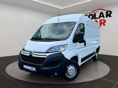 Usado Citroën Jumper 140 CV (102 kW) 2020 Blanco Monovolumen