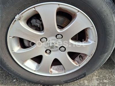 Gris / plata Usado 2004 Peugeot 307 Berlina | 2000 € (Buen precio)