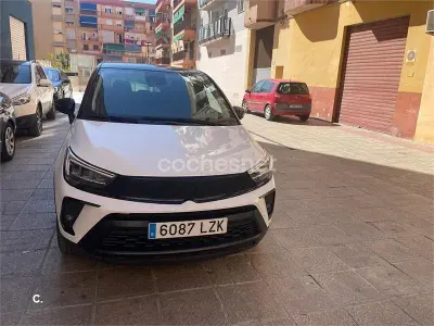 Usado Opel Crossland GS Line 110 CV (80 kW) 2022 Blanco SUV