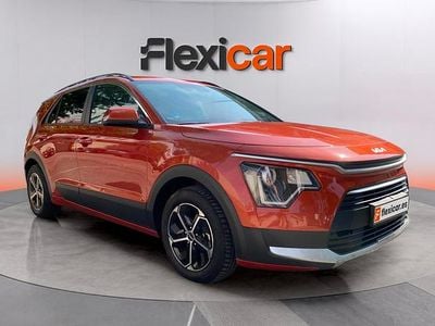 Usado Kia Niro 184 HP (135 kW) 2023 Laranja SUV