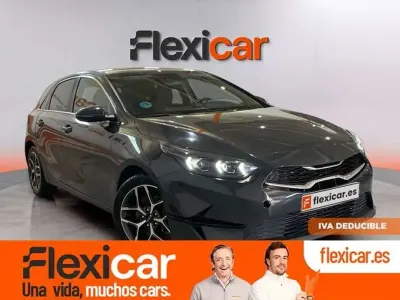 Używany Kia Ceed 120 KM (88 kW) 2021 Szary Hatchback