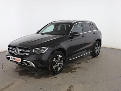 Usado Mercedes GLC200 AMG line 163 CV (119 kW) 2020 Gris SUV