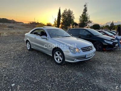 Usado Mercedes CLK320 Avantgarde 218 CV (160 kW) 2002 Gris / plata Coupe