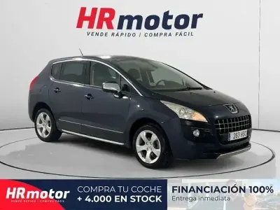 Usado Peugeot 3008 Style 115 CV (84 kW) 2013 Azul Familiar