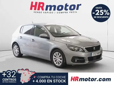 Usado Peugeot 308 Style 100 CV (73 kW) 2019 Gris Berlina