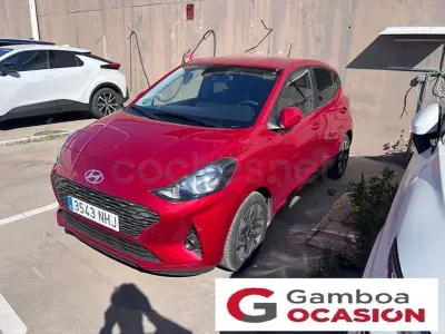 Używany Hyundai i10 63 KM (46 kW) 2025 Czerwony Hatchback