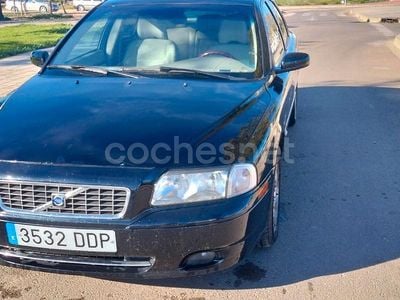Azul Usado 2005 Volvo S80 Momentum Berlina | 2999 €