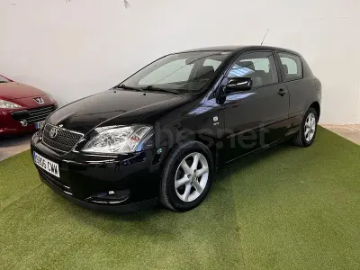 Käytetty Toyota Corolla Sol 110 HP (80 kW) 2003 Musta Sedan