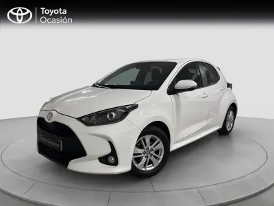 Usado Toyota Yaris Edition 125 CV (91 kW) 2023 Blanco classic Utilitario