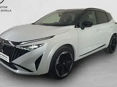 Usado Nissan Qashqai 158 CV (116 kW) 2025 Lunar white con techo midnight SUV