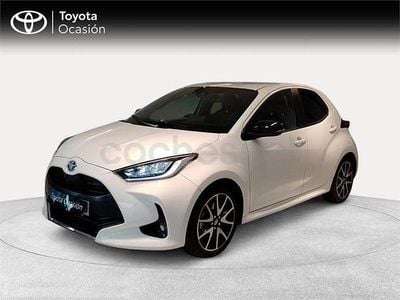 Usado Toyota Yaris Hybrid Style 116 CV (85 kW) 2022 Blanco Berlina