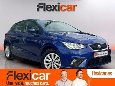 Usado Seat Ibiza Reference 95 CV (69 kW) 2018 Azul Utilitario