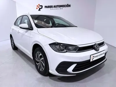 Usado VW Polo Life 95 CV (69 kW) 2023 Blanco Utilitario