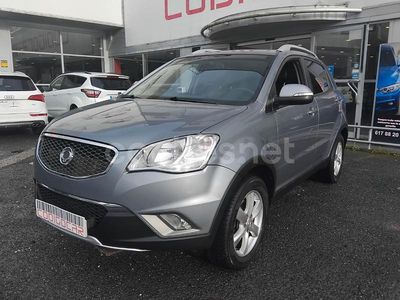 Usado Ssangyong (KGM) Korando Premium Plus 175 CV (128 kW) 2011 Gris / plata SUV