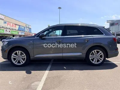 Usado Audi Q7 Ambiente 333 CV (244 kW) 2016 Gris / plata SUV
