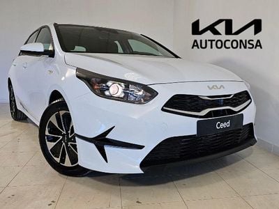 Blanco Nuevo 2025 Kia Ceed Utilitario | 22.200 € (Precio justo)