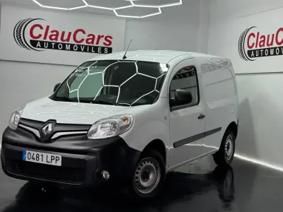 Usado Renault Kangoo 95 CV (69 kW) 2021 Blanco Monovolumen