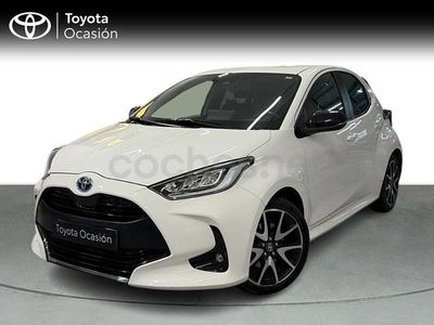 Usado Toyota Yaris Hybrid Style 116 CV (85 kW) 2022 Blanco Berlina