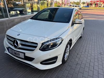 Mercedes B200