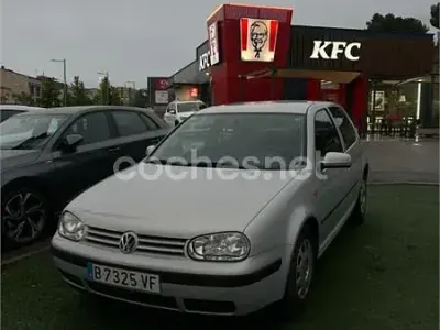 Usado VW Golf III Conceptline 75 CV (55 kW) 1999 Gris / plata Berlina