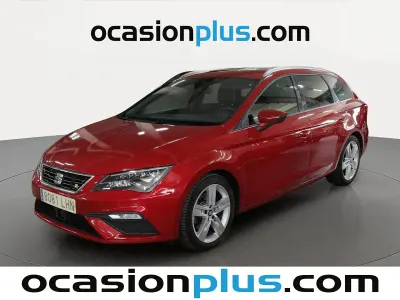 Usado Seat Leon FR 150 CV (110 kW) 2020 Rojo Monovolumen