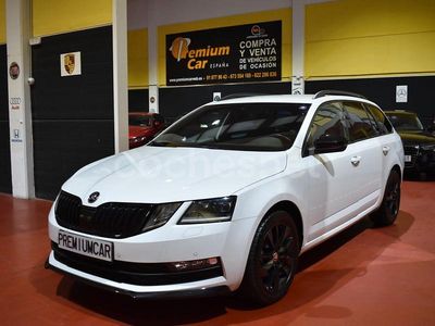 Blanco Usado 2020 Skoda Octavia Style Familiar | 23.290 € (Un poco caro)