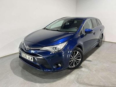 Usado Toyota Avensis Advance 143 CV (105 kW) 2016 Azul Familiar