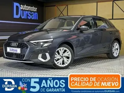 Usado Audi A3 Advanced Plus 111 HP (81 kW) 2021 Cinzento Sedan