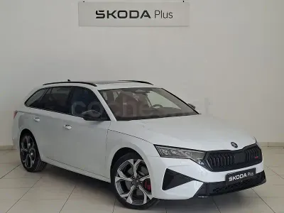 Nuevo Skoda Octavia RS 265 CV (194 kW) 2026 Blanco Familiar