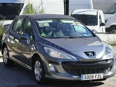 Usado Peugeot 308 Sport 120 CV (88 kW) 2008 Gris / plata Berlina