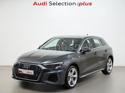 Gris / plata Usado 2024 Audi A3 S-Line Berlina | 32.900 € (Buen precio)