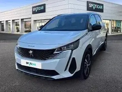 Usado Peugeot 2008 GT 131 CV (96 kW) 2021 Blanco SUV