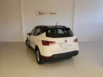 Usado Seat Arona Style 115 CV (84 kW) 2025 Blanco SUV