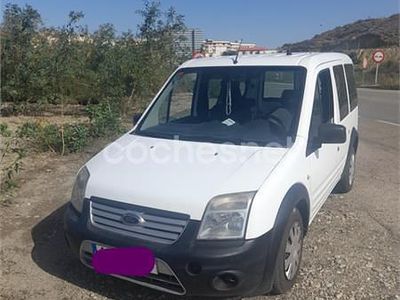 Usado Ford Tourneo Trend 95 CV (69 kW) 2014 Blanco Monovolumen