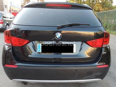 Usado BMW X1 143 HP (105 kW) 2012 Preto SUV
