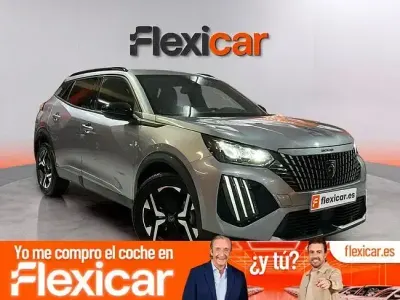 Usado Peugeot 2008 Allure 100 CV (73 kW) 2024 Gris SUV